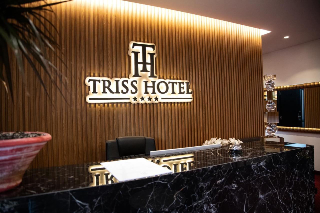 Triss Hotel Τίρανα Εξωτερικό φωτογραφία