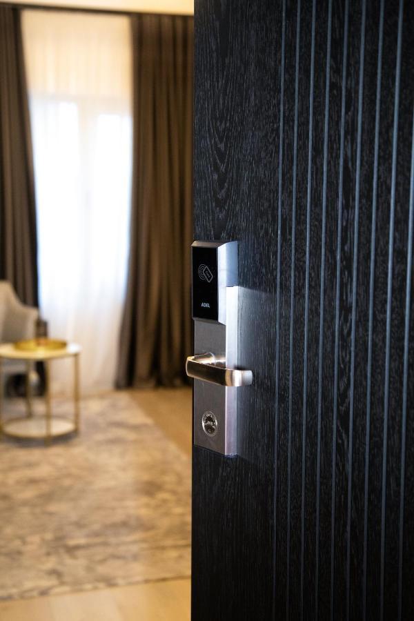 Triss Hotel Τίρανα Εξωτερικό φωτογραφία